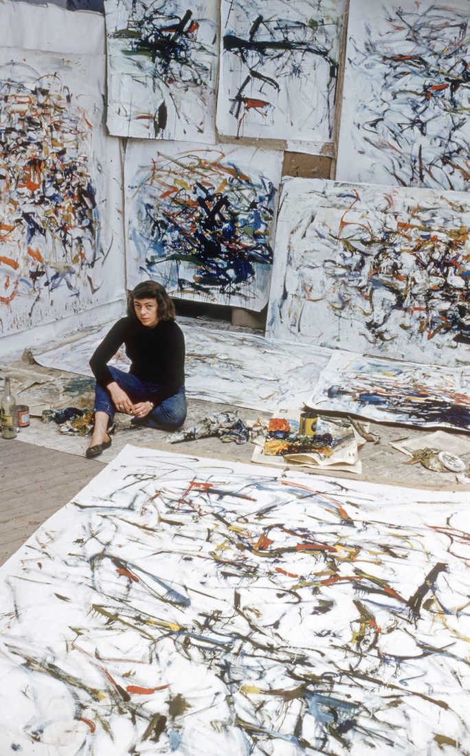 Joan Mitchell in her studio at 77 rue Daguerre, Paris, 1956. PHOTO BY LOOMIS DEAN/THE LIFE PICTURECOLLECTION/SHUTTERSTOCK.