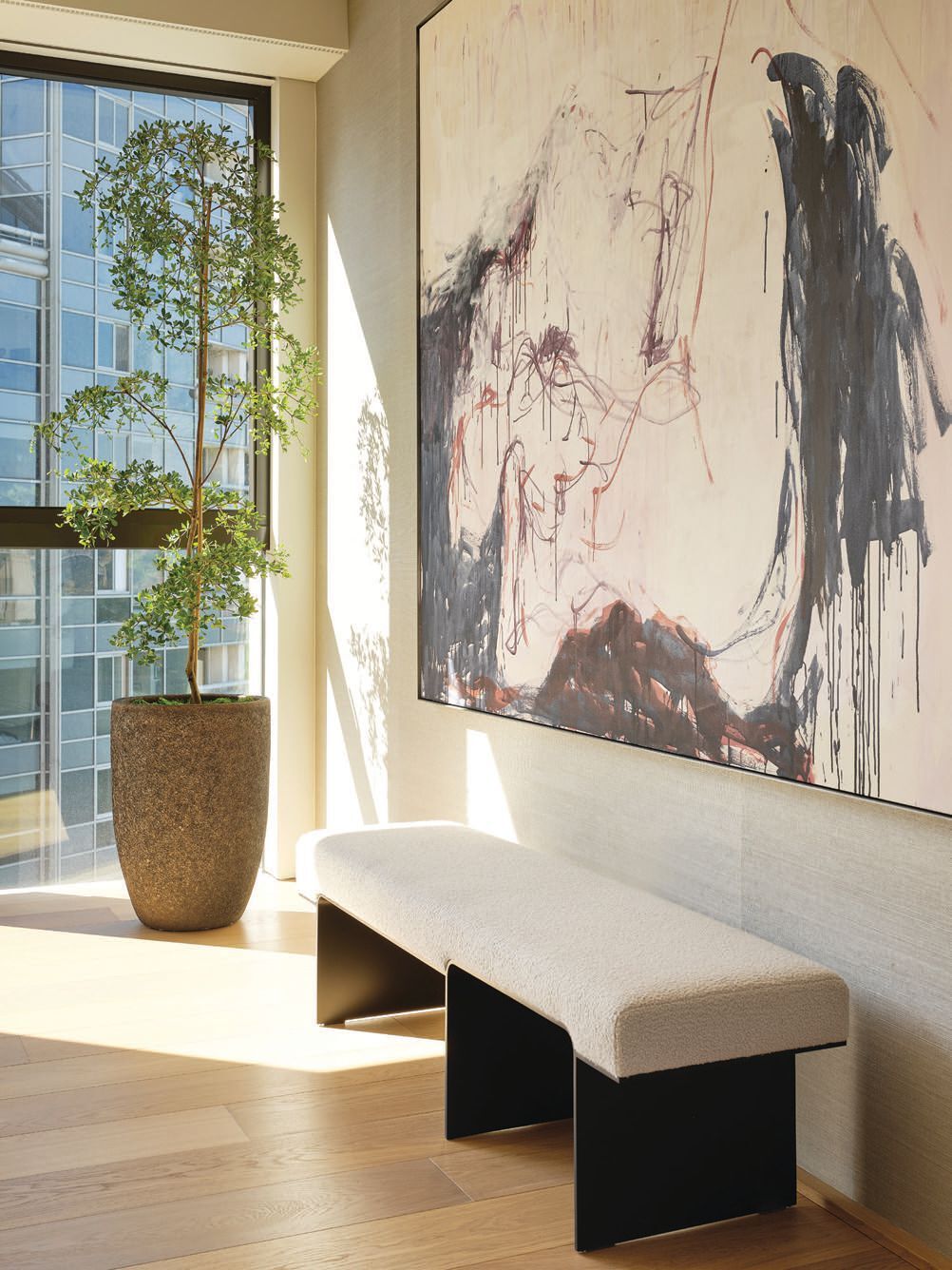 In addition to city views, an extensive art collection is a central theme of the home. PHOTOGRAPHED BY R. BRAD KNIPSTEIN