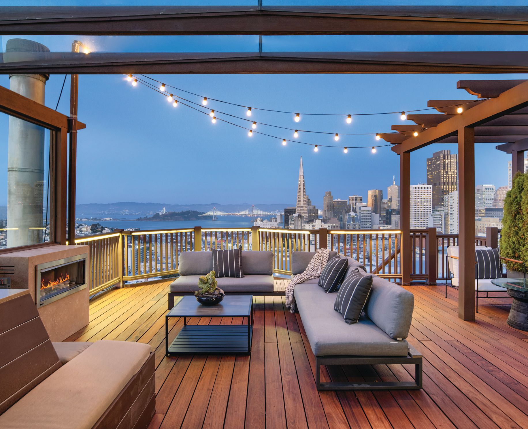 The rooftop offers sweeping city views PHOTO BY BRIAN KITTS VISUALS/COURTESY OF THE COSTA GROUP