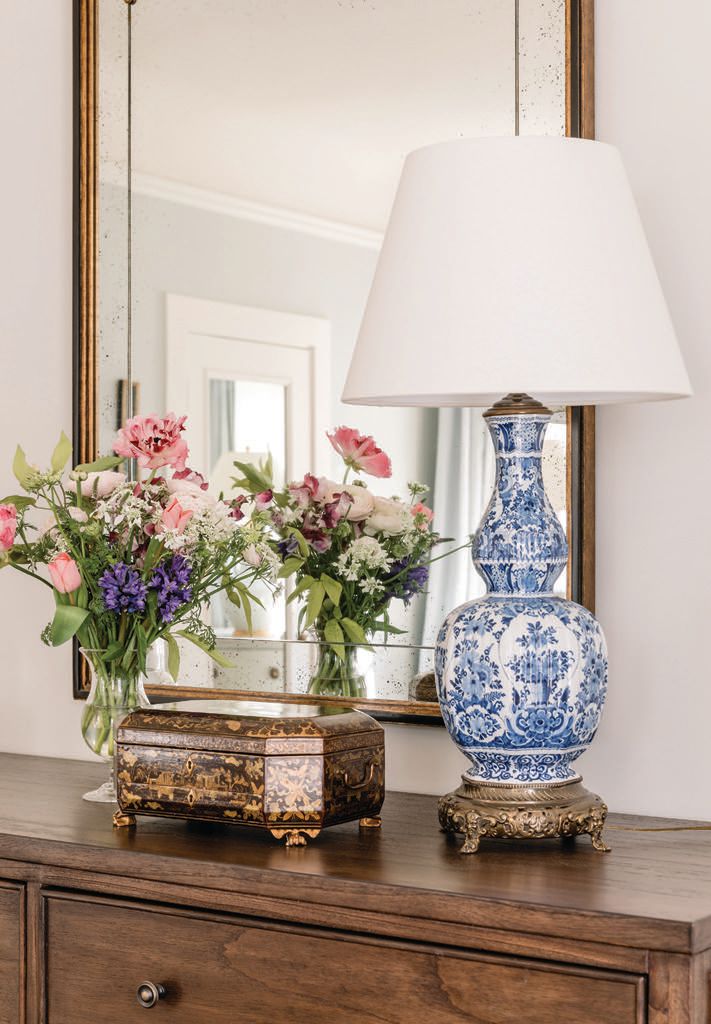 Classic touches in the owner’s suite. PHOTOGRAPHED BY STEPHANIE RUSSO