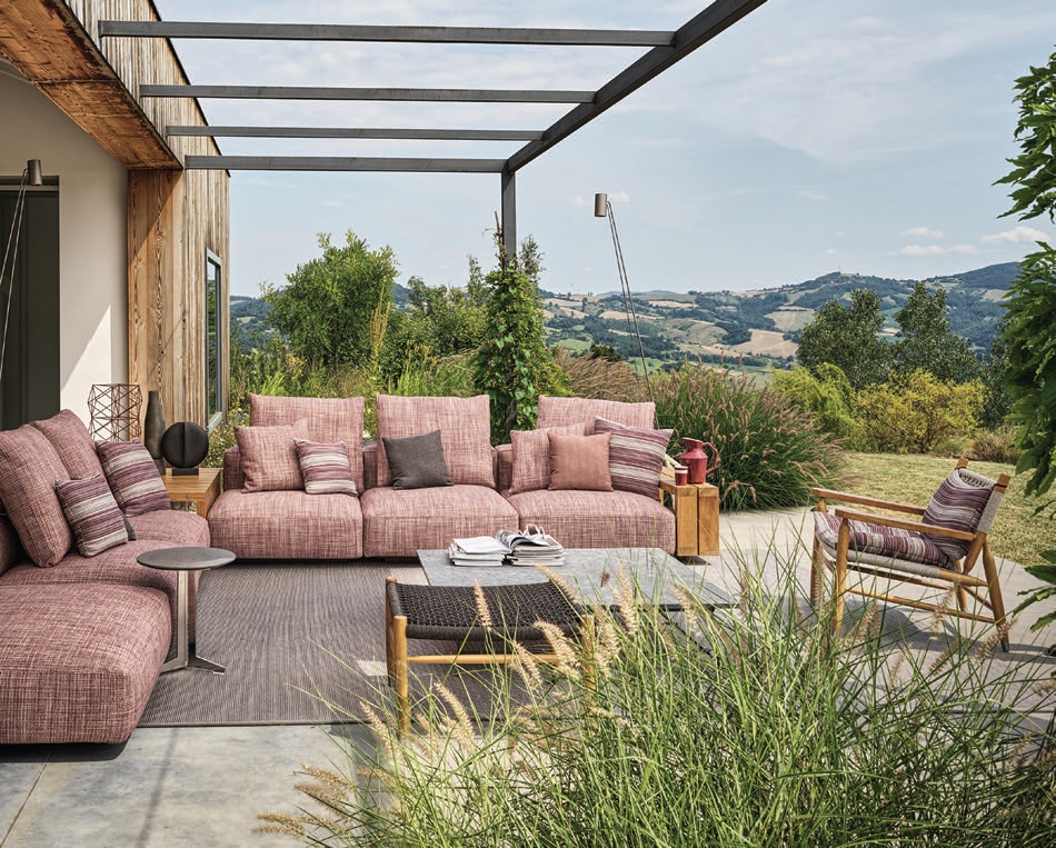 The Grandemare sofa is designed by Antonio Citterio PHOTO COURTESY OF FLEXFORM