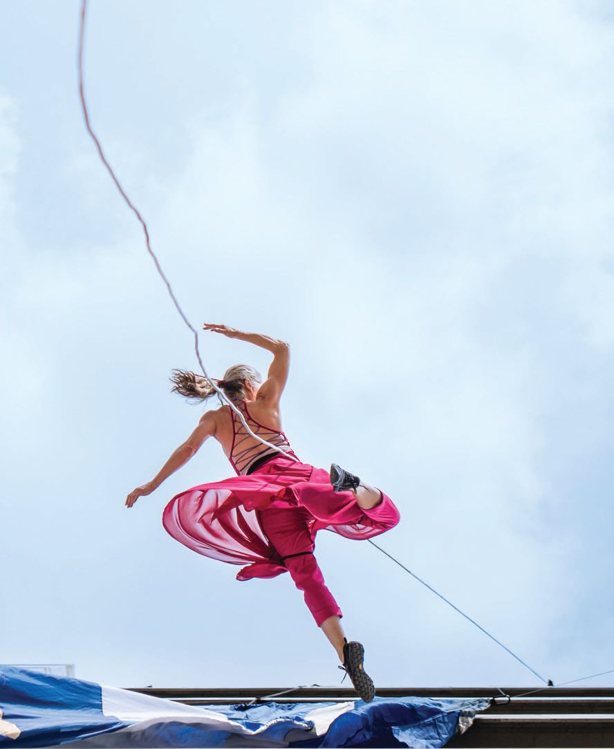 A Bandaloop dancer glides effortlessly. PHOTO BY BROOKE ANDERSON