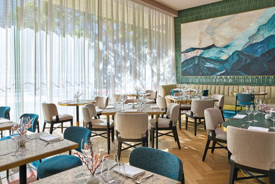 St. Regis San Francisco’s new restaurant, Astra, is decked out with Pacific Ocean blues and warm pastels that evoke picturesque sunrises and sunsets over the Bay. BY JASON DEWEY PHOTOGRAPHY